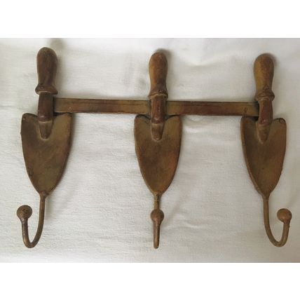 Rustic Cast Metal 3 Trowel Coat Hanger Or Tool Hanger For Gardening Shed