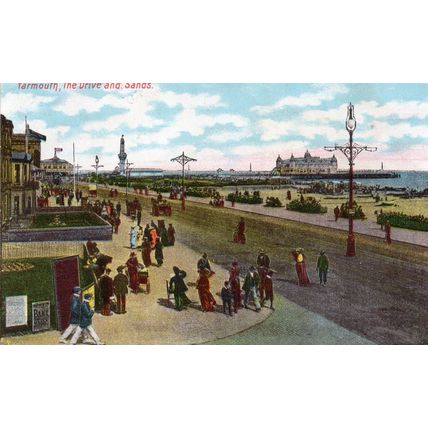 YARMOUTH - The Drive and Sands - Norfolk - 1905 Postcard