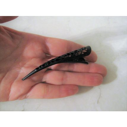 3 inch black filigree flower smaller alligator hair claw clip clamp