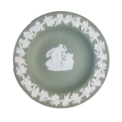 Small Wedgewood Saucer Trinket Coin Ring 11cm Used Vintage Grecian Grape Vine