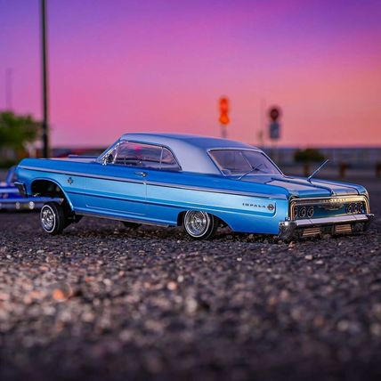 REDCAT SIXTYFOUR RTR RC LOWRIDER CAR 1:10 1964 CHEVY IMPALA HOPPING Blue/White