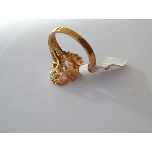 18k GOLD PLATED SIZE 8 THREE PEARL CLEAR CZ ACCENT COCKTAIL RING