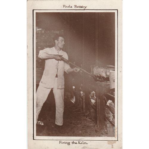 Glynis Jones Actress Plain Back Postcard (ACT180)