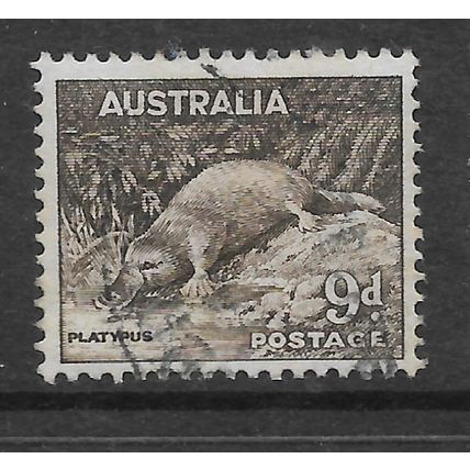 AUSTRALIA 1943 9d CHOCOLATE PLATYPUS SG 191 FINE USED