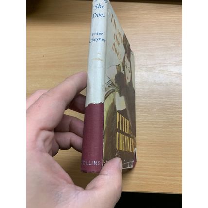 1947 PETER CHEYNEY "I'LL SAY SHE DOES!" FICTION HARDBACK BOOK (P3)