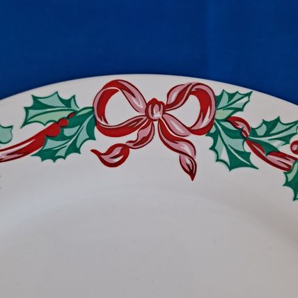 Lot 4 International CHRISTMAS RIBBONS Salad PLATES 7 3/4" Tableworks Holly