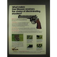 1976 Dan Wesson Revolver Gun Ad - Discriminating