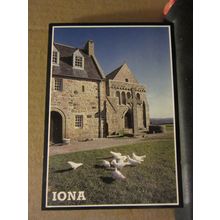 IONA ABBEY & St. JOHNS CROSS unused postcard. c. 1994 =