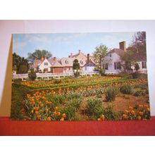 PRENTIS HOUSE GARDEN, WILLIAMSBURG, VIRGINIA, USA. unused vintage postcard #