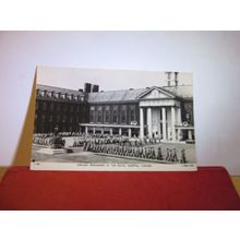 CHELSEA PENSIONERS, ROYAL HOSPITAL, CHELSEA, LONDON unused postcard RP by Tuck =