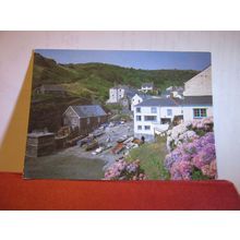 PORTLOE, CORNWALL. used postcard. Colourmaster =