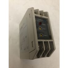KEYENCE AT-204 SENSOR AMPLIFIER UNIT,CU
