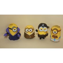 Universal Studios 4 Minion PVC Figures