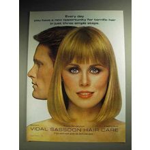 1980 Vidal Sassoon Hair Cair Ad - Every Day Opportunity