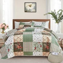 Patchwork Quilt Set Full/Queen Size, 3 Pieces Green Floral Plaid Summer Bedsprea