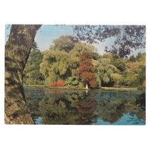 THE LAKE IN SEVEN ACRES, R.H.S. GARDENS, WISLEY unused postcard 1972 =