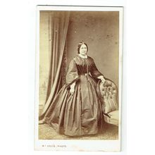 Victorian cdv photo lady standing long frock London Boulogne photographer