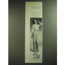 1974 Saks Fifth Avenue Pat Sandler T-Shirt and Pants Ad - A sophisticated view
