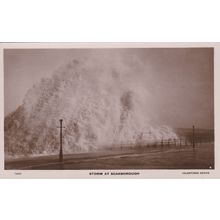 ED 383 STORM AT SCARBOROUGH. RP POSTCARD