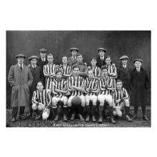 pu4159 - Yorks - Ossett, W.Yorks' E. Ward United Football Team 1920/21 print 6x4