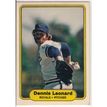 1982 Fleer baseball card 413 Dennis Leonard– Royals