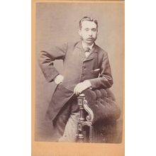 VICT. CDV PHOTO -MAN LEANING ON CHAIR BY G. FLETCHER,SCARBOROUGH