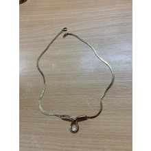VINTAGE GOLD TONE METAL SNAKE CHAIN NECKLACE WITH PEARL IN LOOP 12 GRAMS (P3)