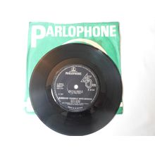 7" 1969,CILLA BLACK.SURROUND YOURSELF WITH SORROW, PARL R 5759.LONDON BRIDGE.NM