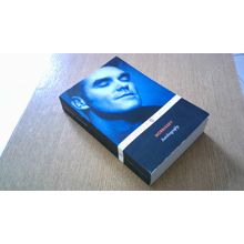 AUTOBIOGRAPHY: MORRISSEY (First Edition Paperback) Penguin Classics (2013)