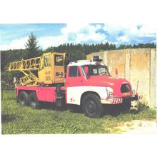 firetruck; heavy recovery crane AV 8