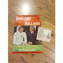 1970 England vs Holland / Netherlands – Programme & Ticket **FREE P&P**