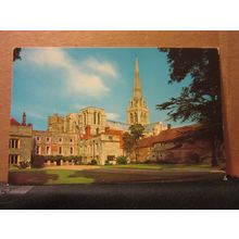 CHICHESTER CATHEDRAL & BISHOP'S PALACE, SUSSEX unused postcard cOLOURMASTER =