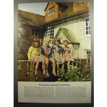 1952 British Travel Association Ad - photo by Toni Frissell - Welcoming