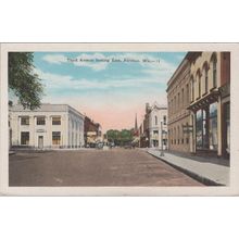 Third Ave. Baraboo, Wisconsin Street Scene Linen Postcard Zayix 102022PC136