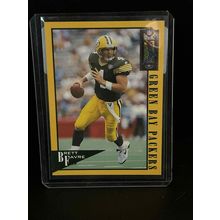 Brett Favre #35 | 1995 Classic NFL Experience Football Trading Card