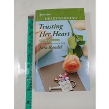 trusting her heart by tara randel 2019 paperback