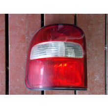 1998 99 2000 2001 2002 Kia Sportage LH DS Tail Light OEM