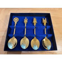 Collectors World - 22ct gold finish 4 x spoons - The Queen's Golden Jubilee