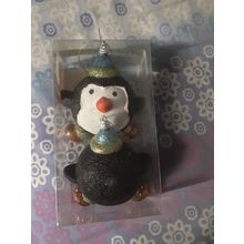 2 x penguin christmas tree decorations approx 10cm high