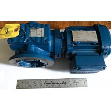 SEW-EURODRIVE SAF47 DRS71S4 GEARMOTOR INVERTER DUTY. RPM1700/44 0.33HP,DL