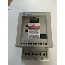 ALLEN BRADLEY INPUT 240V OUTPUT 2.3A MOTOR RTG:.37KW/.5HP 160-AA02PPS1,Se