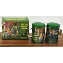 John Deere Salt & Pepper Set