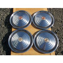 1970 PONTIAC HUBCAPS 15" 71 72 GRAND SAFARI GRAND PRIX