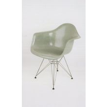 LAR Armchair Charles Ray Eames American Industrial Design Postcard