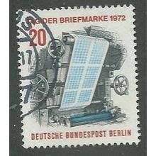 BERLIN - 1972 20pf 'STAMP DAY' FINE USED (EBID42-330)