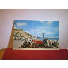 DURLEY CHINE, BOURNEMOUTH, Dorset unused postcard by E T W Dennis dated 1971 =