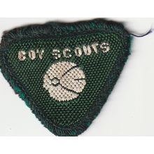 Scout Badges UK Pre 67 - Wolf Cub Proficiency Sportsman - Black Back Used (PF82)