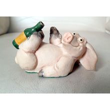 Piggin' Pigs by David Corbridge : Piggin' Paralytic