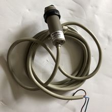 NEW UZC210, NAiS UZC210 Photoelecrtic Sensor,AA