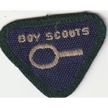 Scout Badges UK Pre 67 -Wolf Cub Proficiency- Collector-Black Back - Used (PF79)